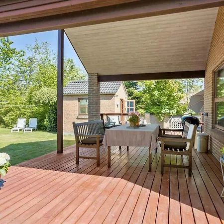 30365-odder-strandbyvej-3 * Odder