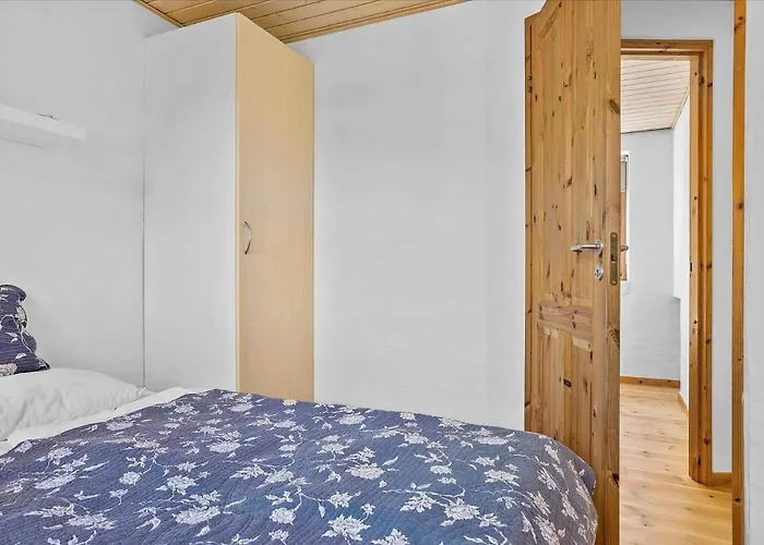 30365-odder-strandbyvej-3 *