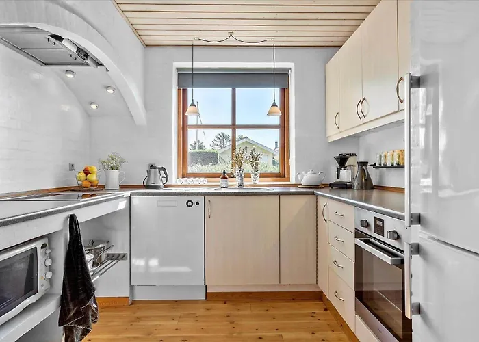 30365-odder-strandbyvej-3 Odder